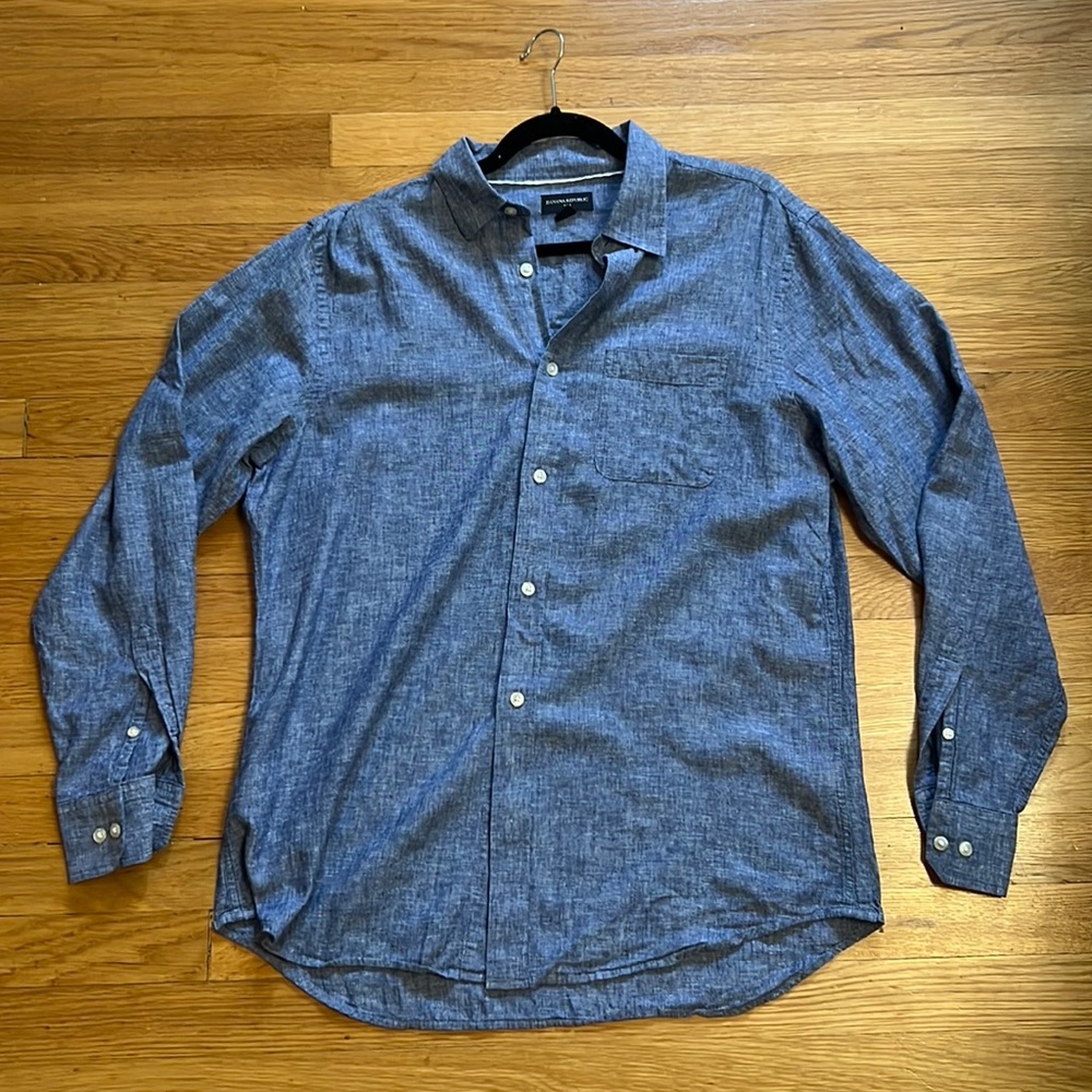 Banana Republic Men’s Chambray Shirt